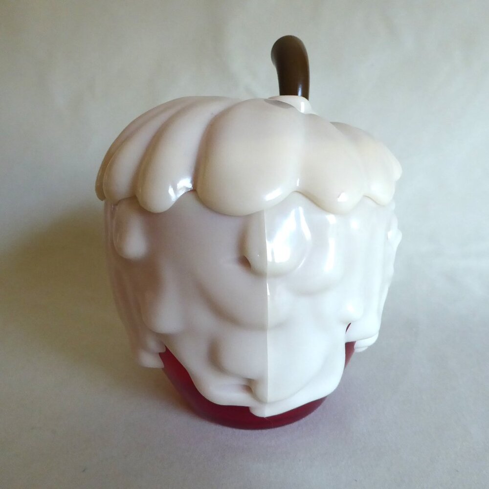 NEW 2015 DISNEY PARKS POISON APPLE STEIN MUG SNOW WHITE EVIL QUEEN GLOW IN DARK - Picture 7 of 11